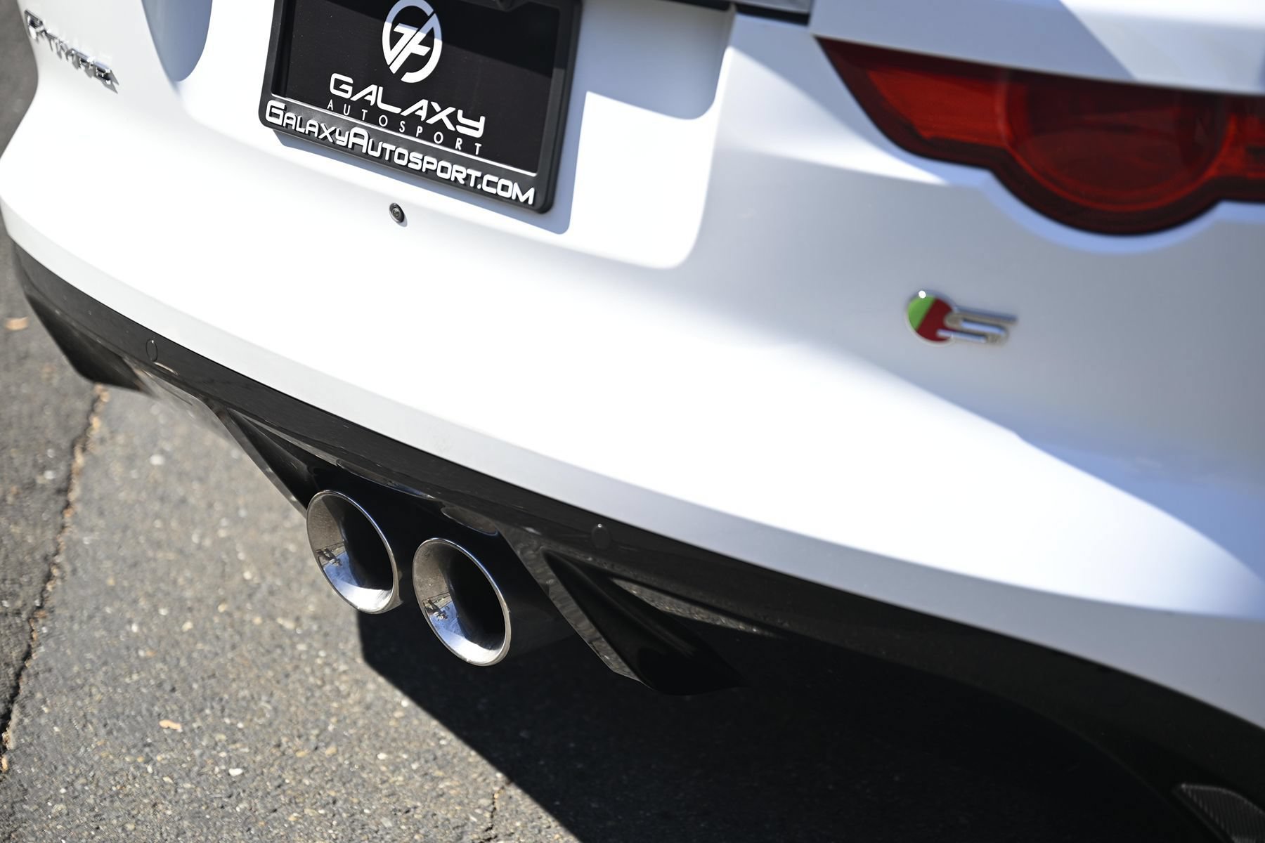 Used 2016 Jaguar F-TYPE S RWD image 6