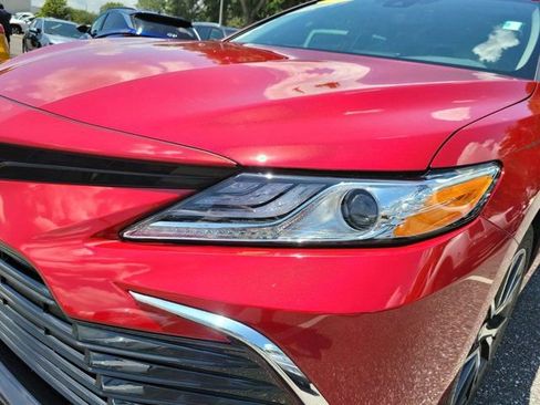 Used 2024 Toyota Camry XLE FWD image 16