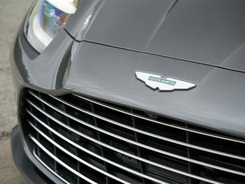 New 2026 Aston Martin Vanquish Convertible image 5