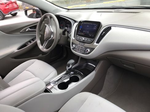 Used 2023 Chevrolet Malibu LT image 8