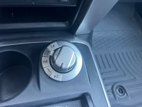 Used 2019 Toyota 4Runner SR5 Premium AWD/4WD image 13