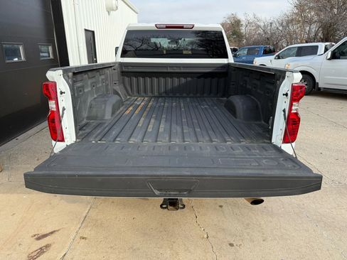 Used 2024 Chevrolet Silverado 2500 Custom w/ Custom Value Package image 7