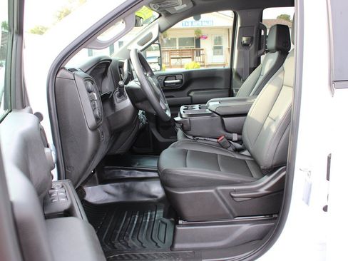 Used 2026 Chevrolet Silverado 3500 W/T w/ WT Convenience Package AWD/4WD image 18
