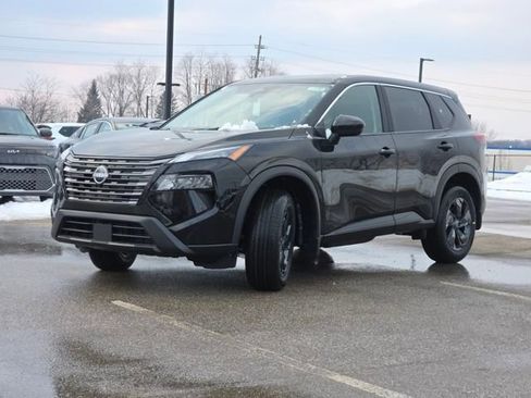 New 2026 Nissan Rogue SV w/ Cold Weather Package image 19