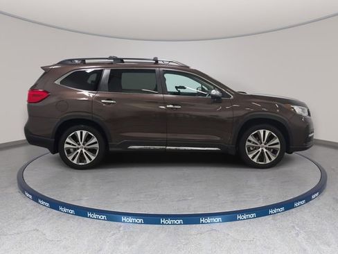 Used 2019 Subaru Ascent Touring w/ Popular Package #2 AWD/4WD image 5