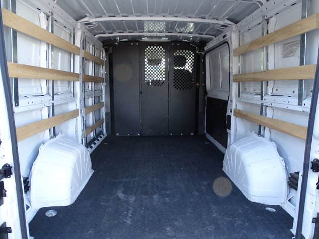 Used 2025 RAM ProMaster 2500 w/ U-Haul Equipment Group FWD image 9