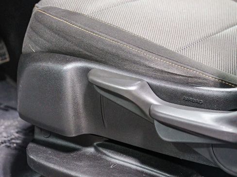 Used 2020 Chevrolet Traverse LS FWD image 22