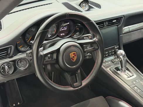Used 2019 Porsche 911 GT3 RS RWD image 13