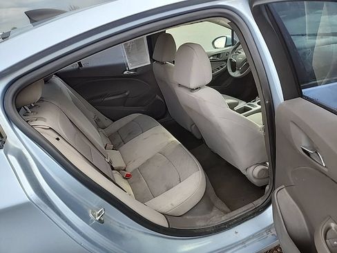 Used 2018 Chevrolet Cruze LS FWD image 32