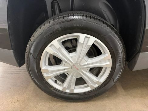 Used 2017 GMC Terrain SLE FWD image 25