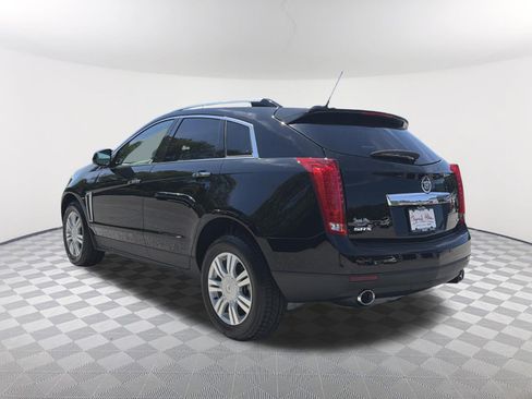 Used 2016 Cadillac SRX Luxury FWD image 3
