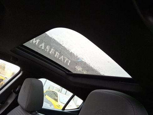 New 2025 Alfa Romeo Tonale image 10