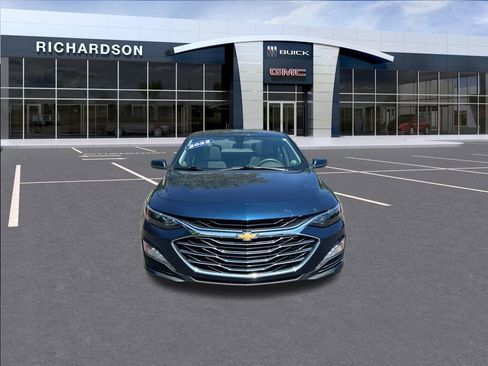 Used 2022 Chevrolet Malibu LT FWD image 8