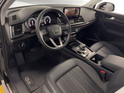 Used 2023 Audi Q5 2.0T Premium Plus w/ Premium Plus Package AWD/4WD image 4