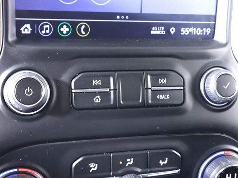 Used 2021 Chevrolet Silverado 1500 LT w/ Z71 Off-Road Package image 24