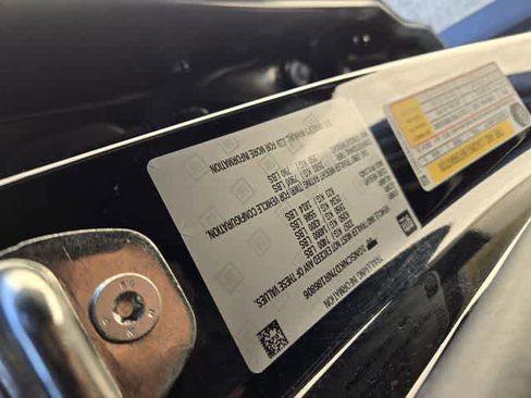 Used 2022 Chevrolet Tahoe LT w/ Luxury Package image 21