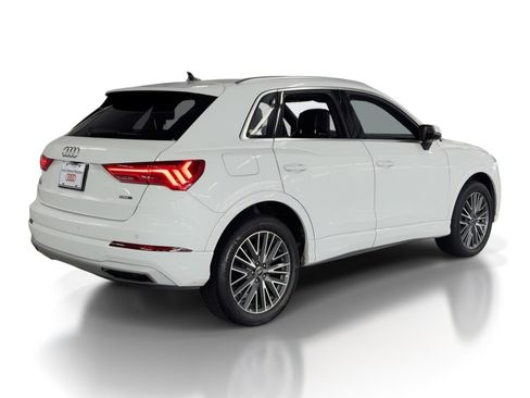 Used 2022 Audi Q3 2.0T Premium Plus image 9