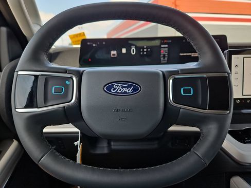 New 2026 Ford Expedition Active RWD image 27