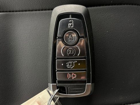 New 2026 Ford Expedition Max Platinum w/ Stealth Appearance Package image 34