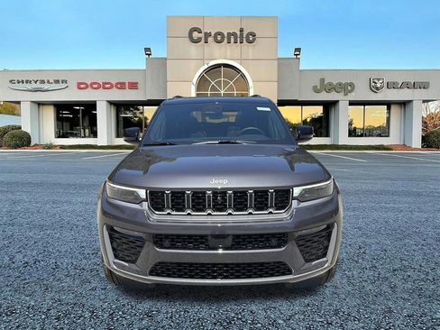 New 2026 Jeep Grand Cherokee L Summit AWD/4WD image 8