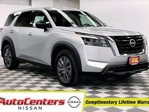 New 2025 Nissan Pathfinder S image 1