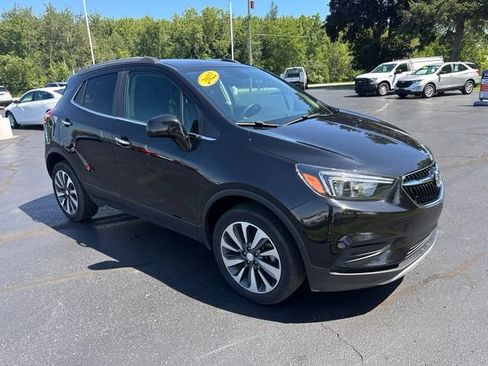 Used 2022 Buick Encore Preferred AWD/4WD image 7