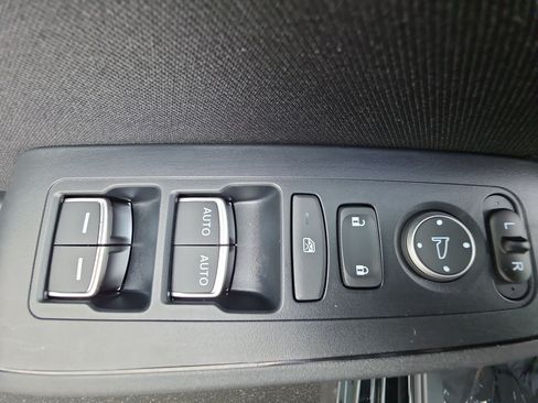 Used 2025 Honda Civic Sport image 28