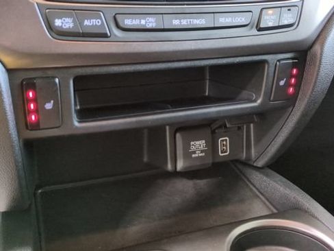 Used 2022 Honda Pilot Sport image 31