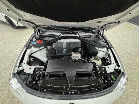 Used 2018 BMW 320i xDrive Sedan w/ Convenience Package image 40