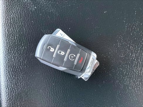 Used 2022 RAM 1500 Laramie AWD/4WD image 25
