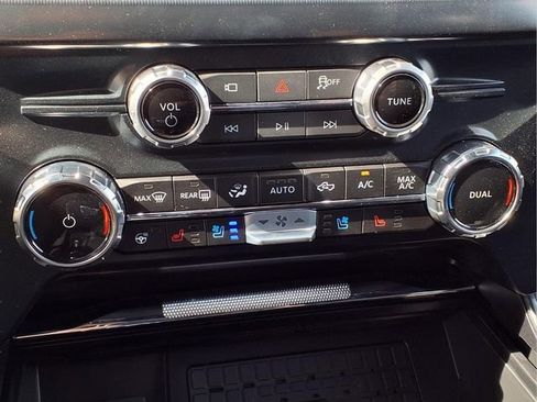 New 2025 Ford F150 Lariat w/ Equipment Group 502A High image 16