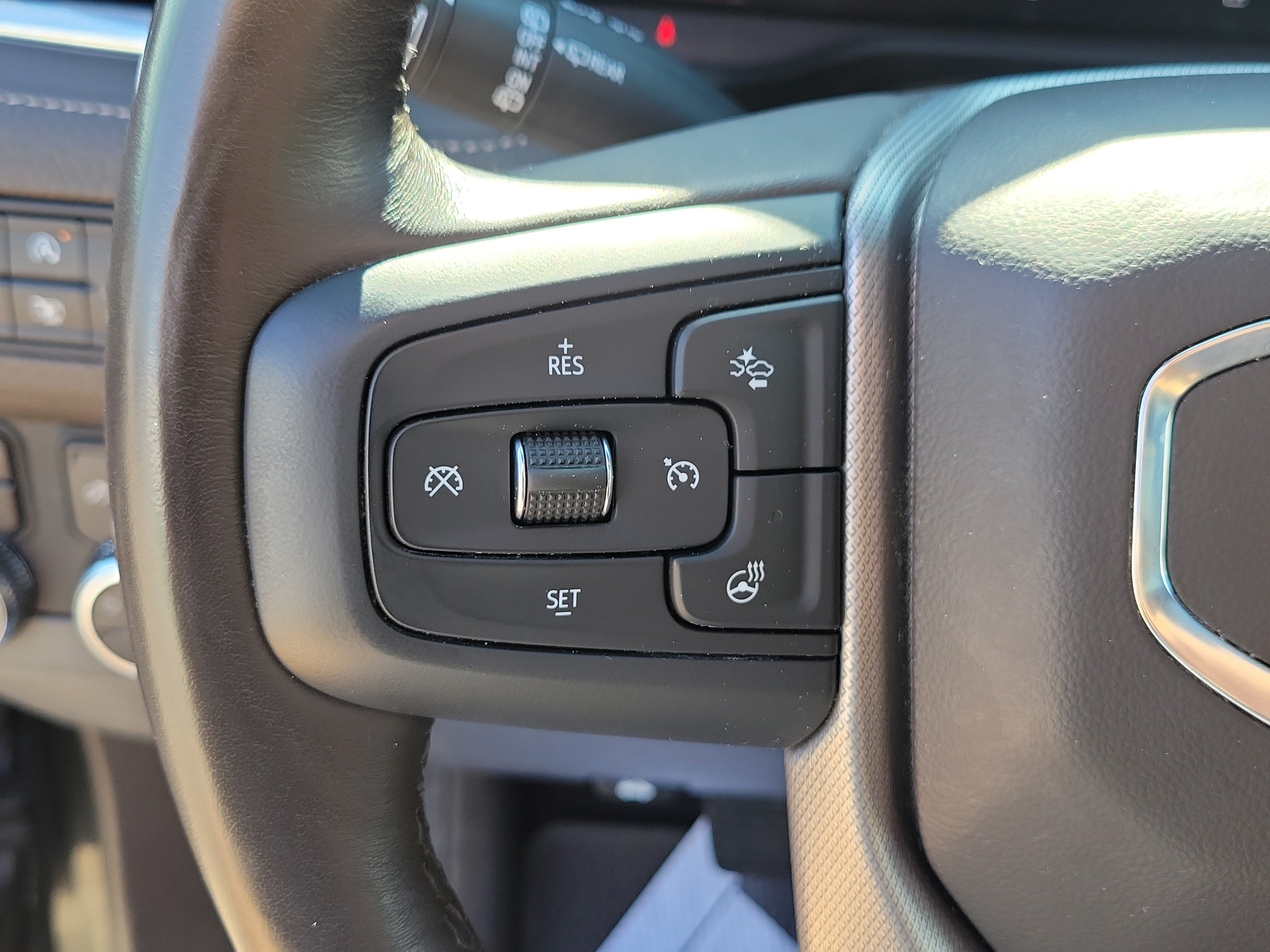 Used 2022 GMC Yukon Denali AWD/4WD image 24