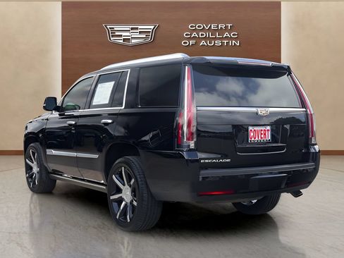 Used 2016 Cadillac Escalade Premium AWD/4WD image 3