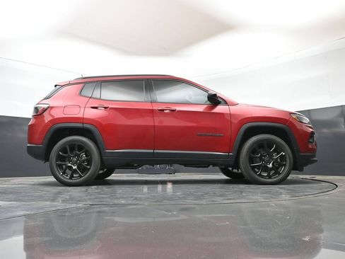 New 2026 Jeep Compass Latitude AWD/4WD image 43