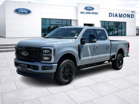 New 2026 Ford F250 Lariat w/ Black Appearance Package AWD/4WD image 1