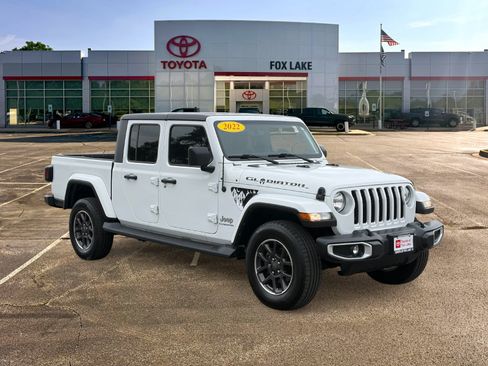 Used 2022 Jeep Gladiator Overland w/ Popular Equipment Package AWD/4WD image 7