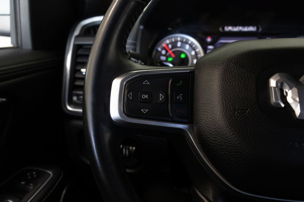 Used 2023 RAM 1500 Laramie AWD/4WD image 26