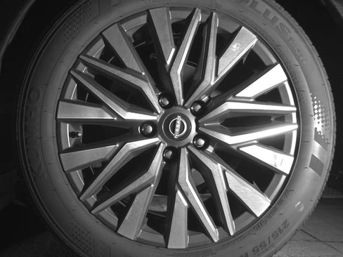 Used 2025 Nissan Altima 2.5 SV image 14