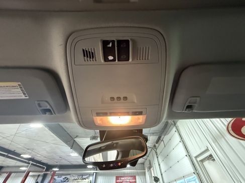 Used 2015 Buick Regal Premium image 24