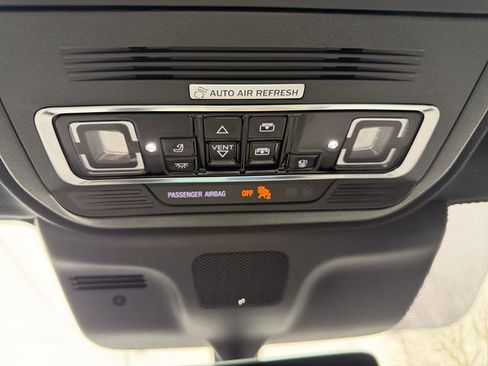 Used 2025 Lincoln Navigator Reserve w/ Jet Appearance Package image 28