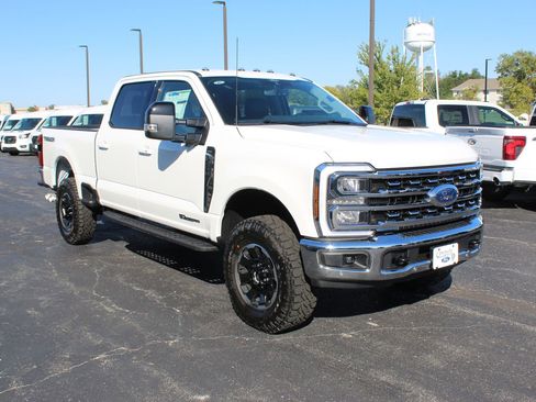 New 2026 Ford F250 Lariat w/ Tremor Off-Road Package image 7