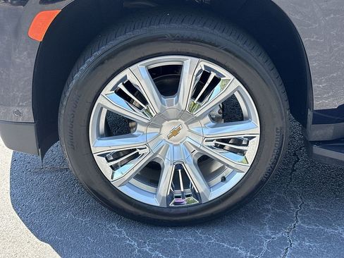 Used 2023 Chevrolet Tahoe High Country w/ Advanced Technology Package image 34