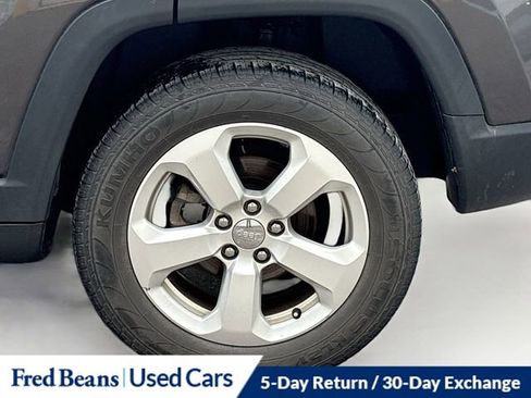 Used 2018 Jeep Compass Latitude w/ Popular Equipment Group image 34