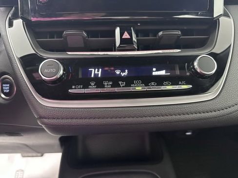 Used 2023 Toyota Corolla SE image 28