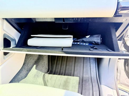 Used 2017 Land Rover Range Rover LWB SV Autobiography image 38