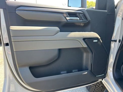 New 2026 Chevrolet Silverado 2500 ZR2 w/ LPO, Dark Essentials Package image 11