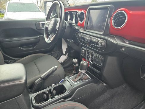 Used 2022 Jeep Gladiator Rubicon w/ Trailer Tow Package image 11