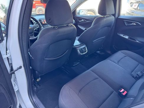 Used 2016 Chevrolet Malibu LT FWD image 15