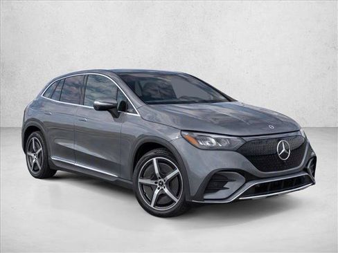 Used 2023 Mercedes-Benz EQE 350+ SUV image 3