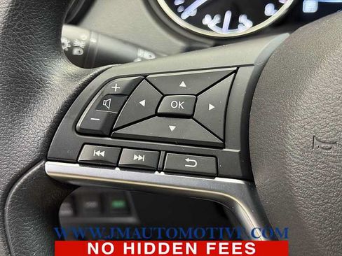 Used 2017 Nissan Rogue S AWD/4WD image 39